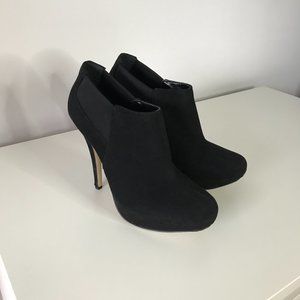 Jessica Simpson Black Faux Suede Ankle Booties